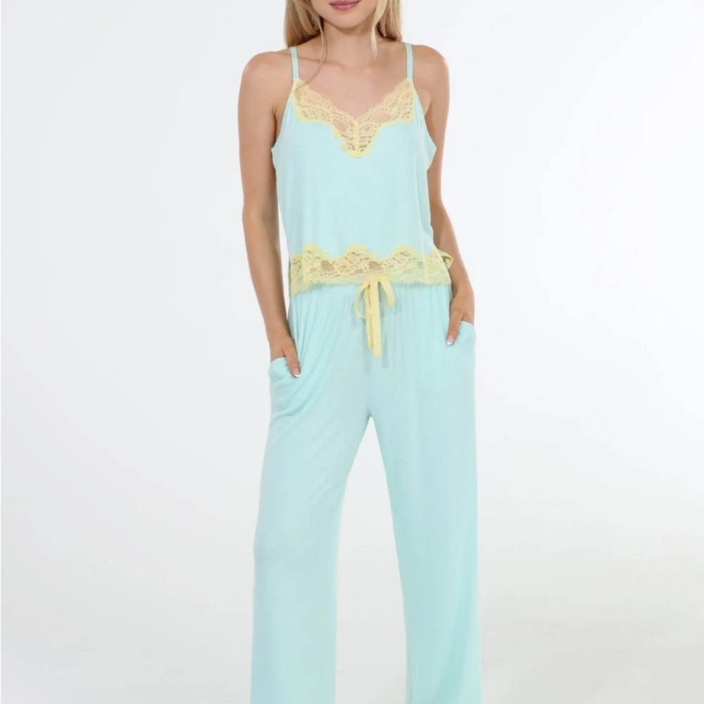 Dream On Cami Pant Set in Meadow